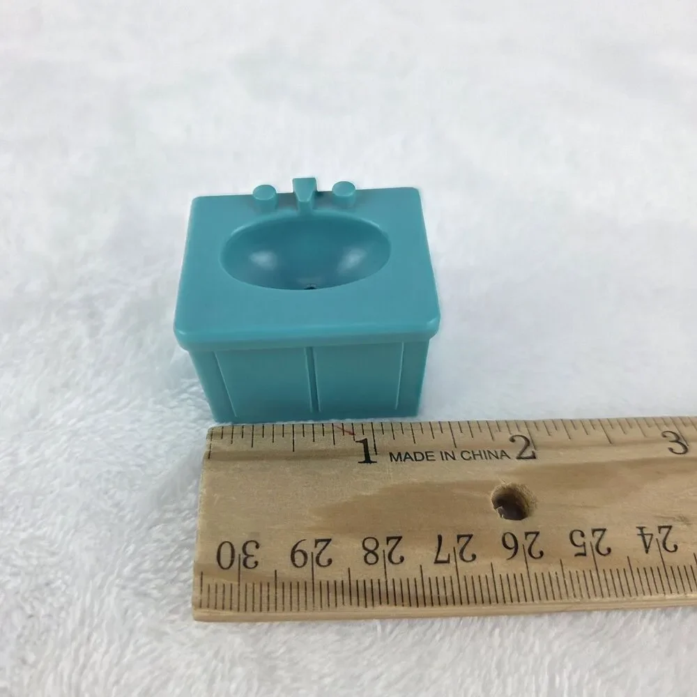 Vintage Fisher Price Little People Bathroom Set Blue Tub Sink Toilet Scale 4 Pc